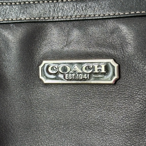 Coach Vintage North/South  Gallery City Tote F15158 Black Leather W/ Hangtag EUC - Picture 4 of 9